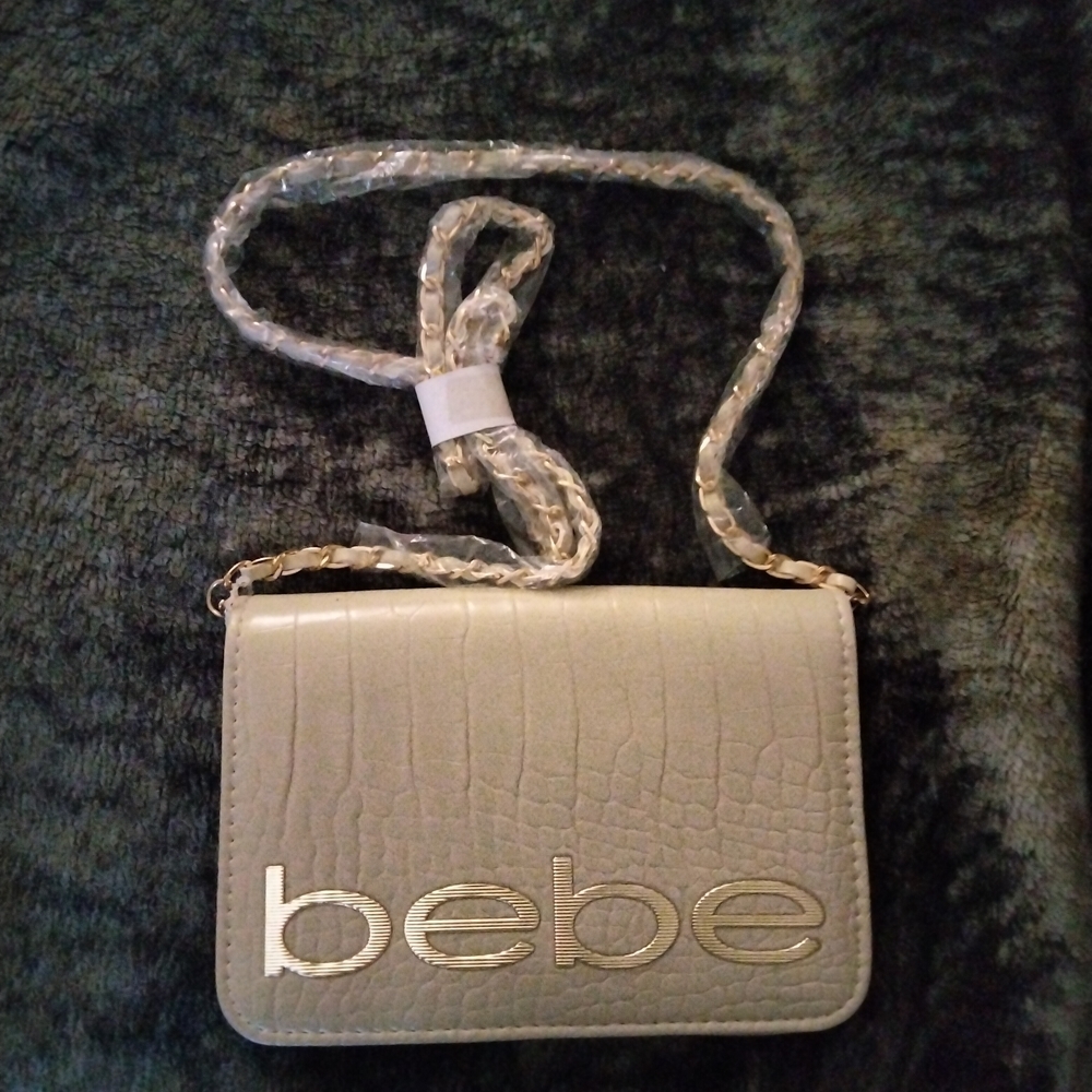 Bebe Fabiola Stamped Creme Crocodile Crossbody Bag. Brand New!!!!